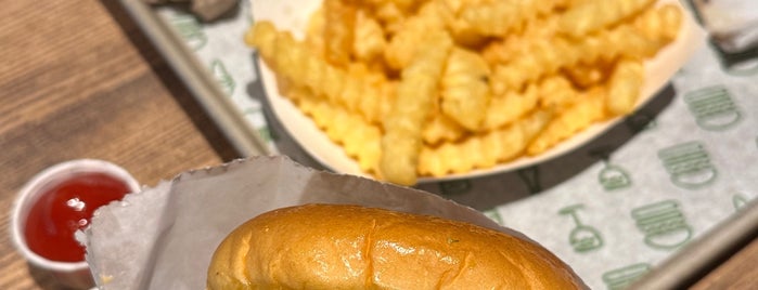 Shake Shack is one of New York City Vacation.