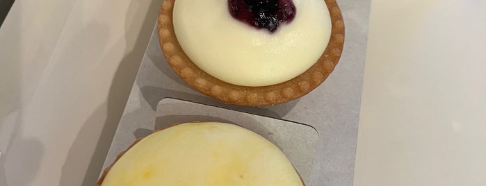 Pinklady Japanese Cheese Tart is one of Chinatown.