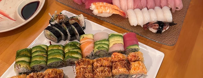 Miga Sushi is one of สถานที่ที่ Ulysses ถูกใจ.