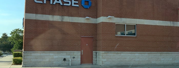 Chase Bank is one of Lake Highlands.