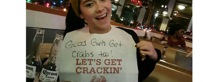 Joe's Crab Shack is one of FAVORITE PLACES.