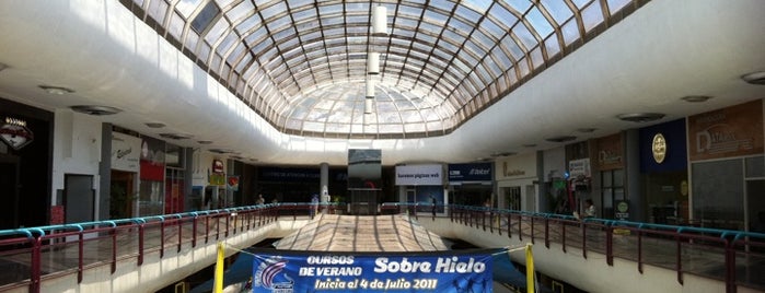 Plaza San Pedro is one of Centros Comerciales en Monterrey México.