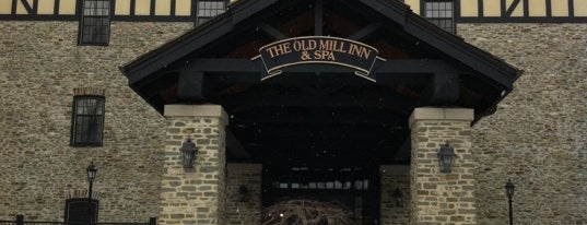 Old Mill Inn is one of Lieux sauvegardés par Alina.