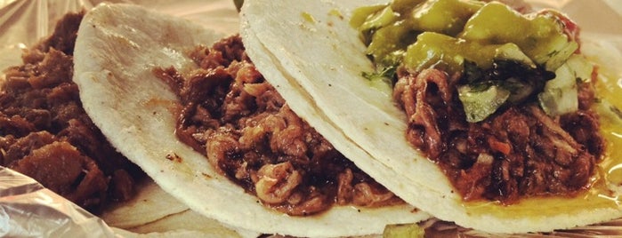 Tacos de Barbacoa El Güero is one of Froylan’s Liked Places.