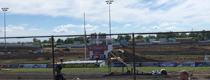 Tri-city Speedway is one of Race Tracks.