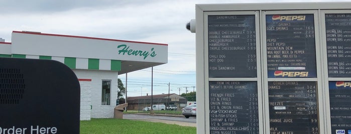 Henry's Hamburgers is one of Burger Spots.