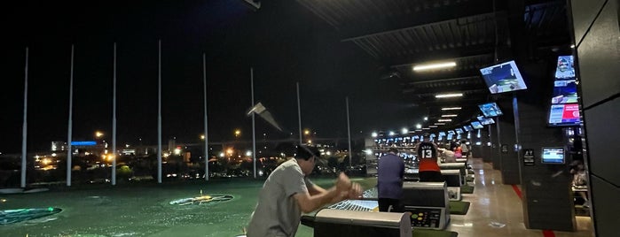 Topgolf is one of Arjunさんのお気に入りスポット.
