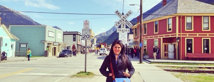 Downtown Historic Skagway is one of J.R.さんのお気に入りスポット.
