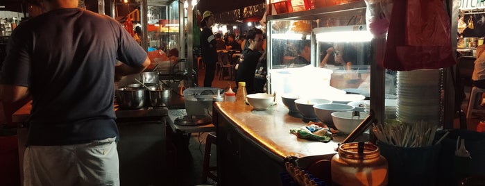 Sec17 Night Market is one of PJ makan places.