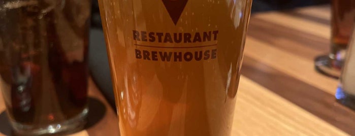 BJ's Restaurant & Brewhouse is one of Denver Beer & Breweries.