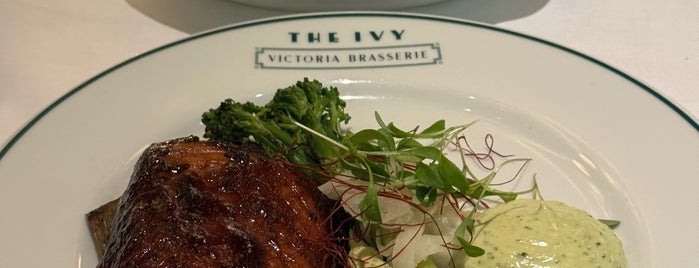 The Ivy Restaurant is one of вкусно поесть.