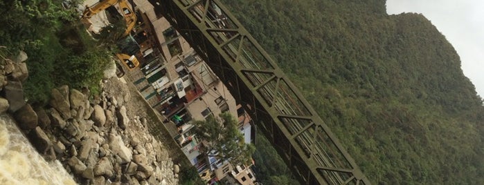 puente presidente is one of สถานที่ที่ Pelin ถูกใจ.