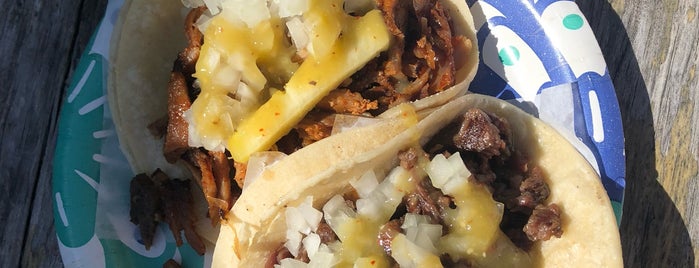 Boni’s Tacos is one of Lugares favoritos de Ingrid.