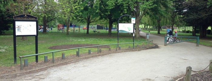 Bessingby Park is one of Tempat yang Disukai I.