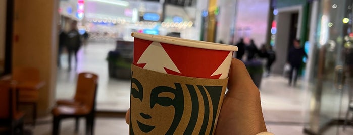 Starbucks is one of Alvaro’s Liked Places.