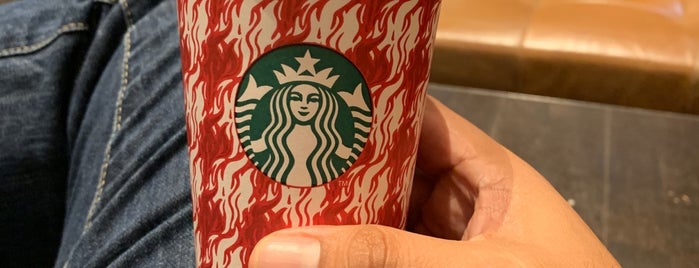 Starbucks is one of Maru'nun Beğendiği Mekanlar.