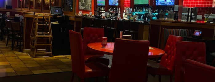 Red Robin Gourmet Burgers and Brews is one of The District at Tustin.