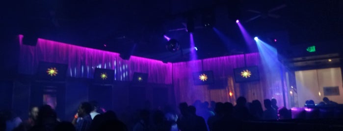 popular gay bars in dallas