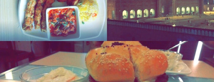 Burger Hub is one of Lahore.