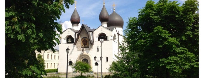 Marfo-Mariinsky Convent is one of 13 самых красивых церквей Москвы.