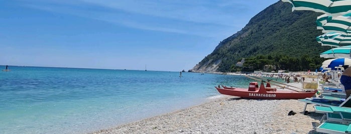 Spiaggia Bonetti is one of Marche.