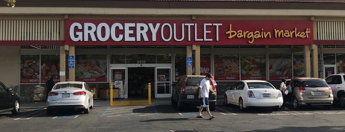 Grocery Outlet Bargain Market is one of Locais curtidos por Jason Christopher.