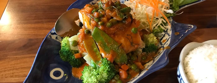 Baan Thai is one of Manhattan's Best Local Food.