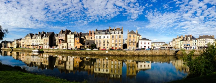Redon is one of Bretagne.