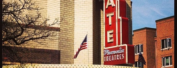 Phoenix Theatres State-Wayne is one of Zak'ın Kaydettiği Mekanlar.