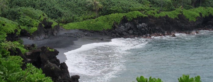 Wai‘ānapanapa State Park is one of Brianさんのお気に入りスポット.