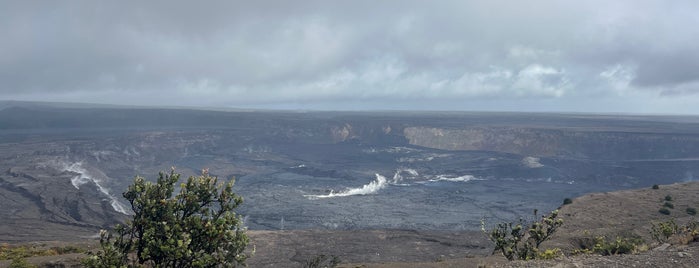 Kīlauea Iki Crater Overlook is one of Hawai'i.