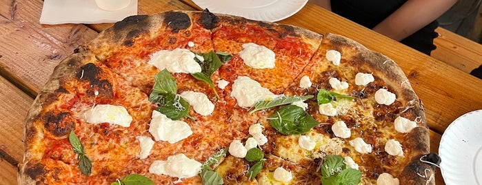 L'Industrie Pizzeria is one of Williamsburg Lunch (2022).