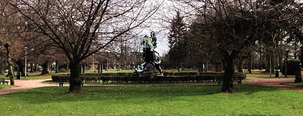 Paul De Smet De Naeyerpark is one of Lieux sauvegardés par Itzel.