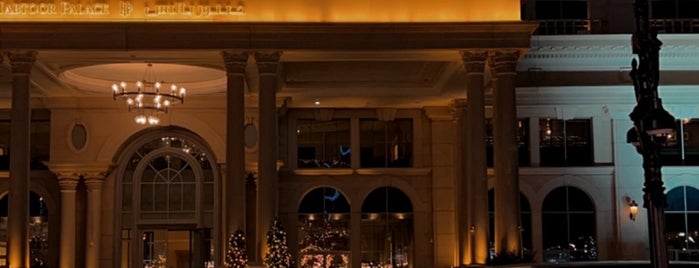 Habtoor Palace Dubai, LXR Hotels & Resorts is one of Maryam : понравившиеся места.
