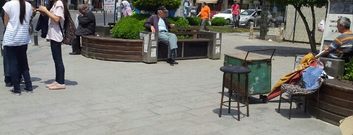 Tepeüstü Meydanı is one of Nizamettin : понравившиеся места.