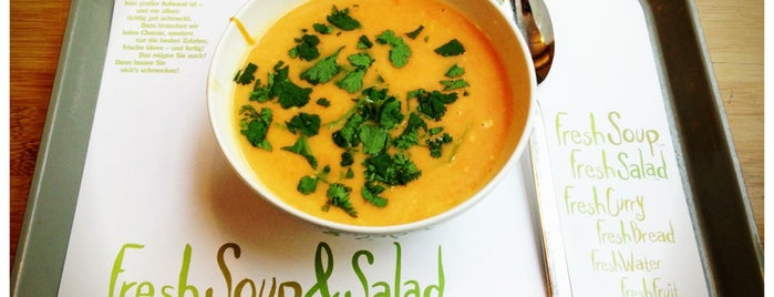 Fresh Soup & Salad is one of Posti che sono piaciuti a Karl.