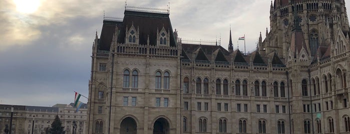 Parlament Postázója is one of สถานที่ที่ Mr. ถูกใจ.