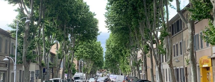 Salon-de-Provence is one of Tempat yang Disukai Jean-François.