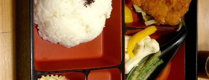 Tokyo Diner is one of Locais curtidos por Atheer.