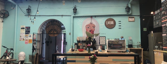 Cafébre is one of Lugares favoritos de Alex.