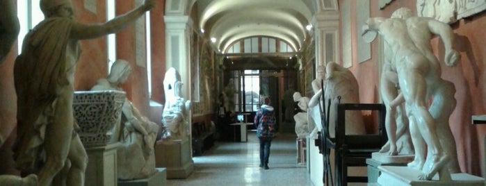 Accademia delle Belle Arti is one of Tempat yang Disukai Linda.
