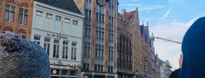Koetsen Brugge is one of Locais curtidos por Floor.