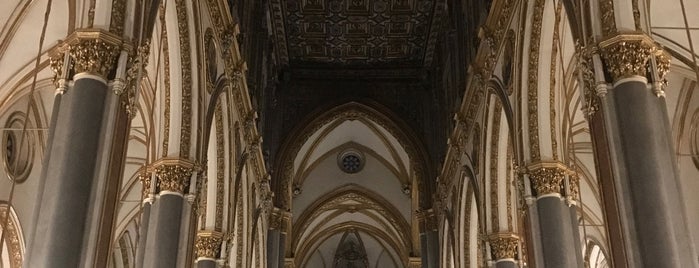 Convento di San Domenico Maggiore is one of Неаполь.