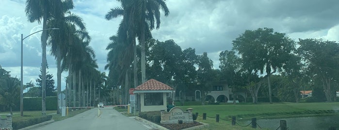 Town of Miami Lakes is one of Nelson V.'ın Beğendiği Mekanlar.