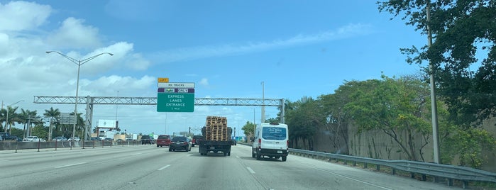 Broward / Miami-Dade County Border is one of Lieux qui ont plu à Albert.