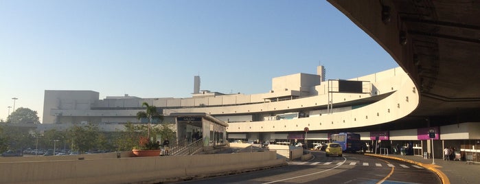 Terminal 1 is one of Aeroporto Brasil (edmotoka).