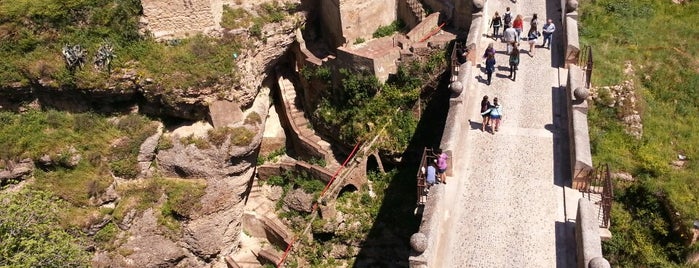 Puente Viejo is one of Andalucía: Málaga.