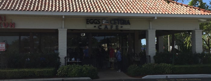 Eggscetera Café is one of Tempat yang Disukai Hayley.