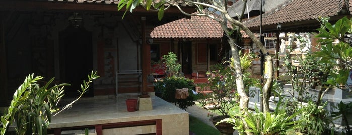 Tunjung Bungalows is one of My 'offices' - places that helped me beat deadline.