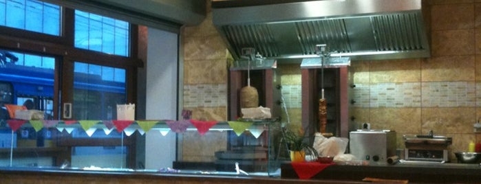 IBO Kebab is one of Locais curtidos por Pavel.